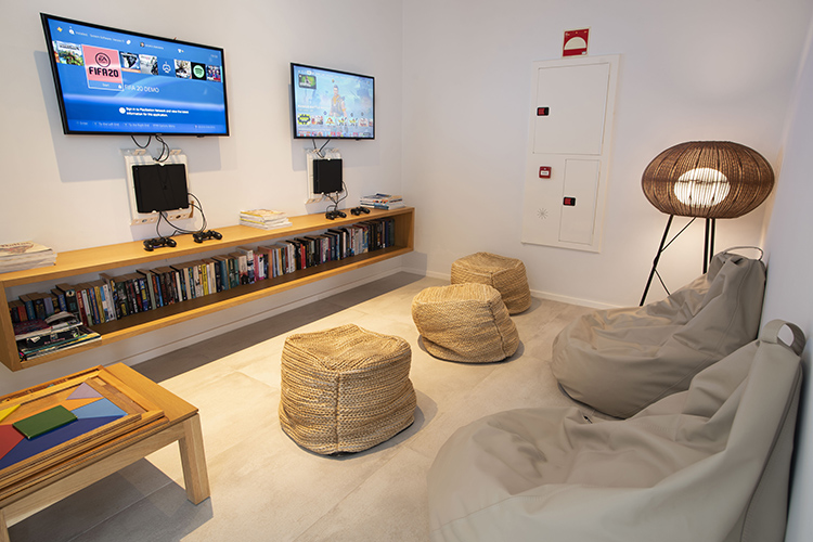 A ibiza family hotel play