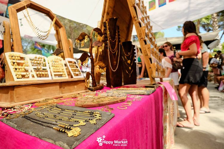 hippy market arabi stands