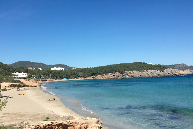 A walking route cala nova