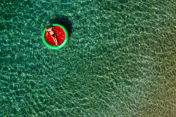 a healthy holidays relax