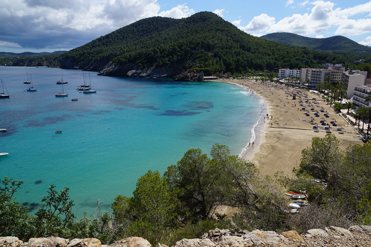 a sailing cala vicent
