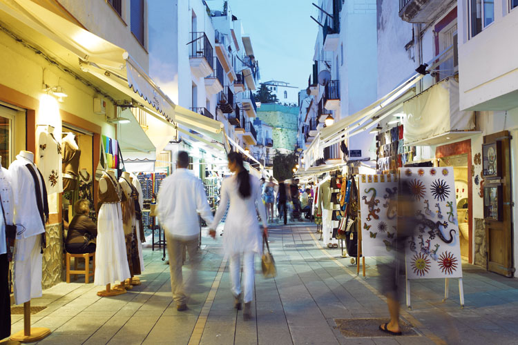 a shopping guide marina