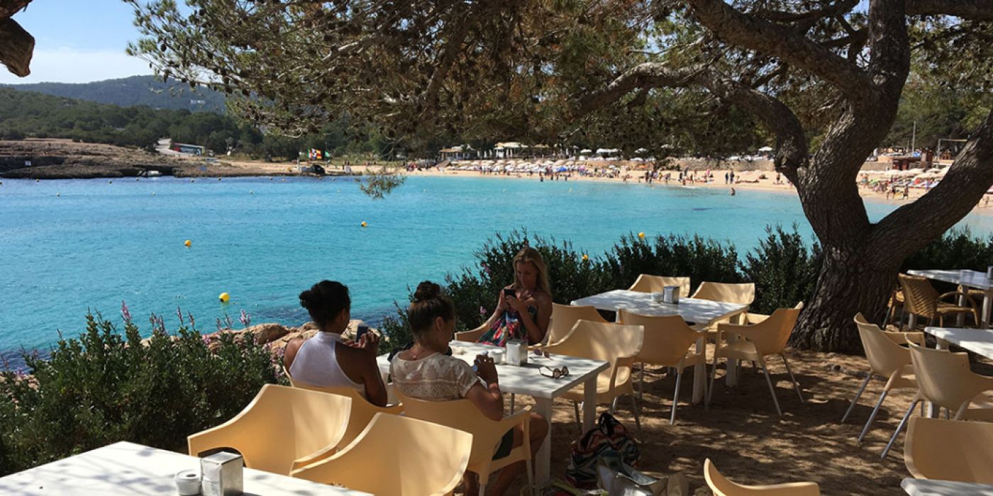12 Typical summer beach bars in Ibiza