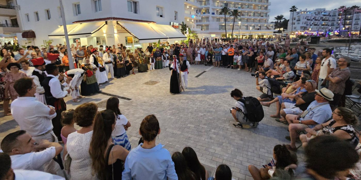 Coming to the festivities in Es Canar?