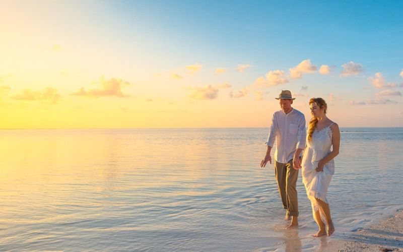 Looking for a romantic surprise for your partner in Ibiza?