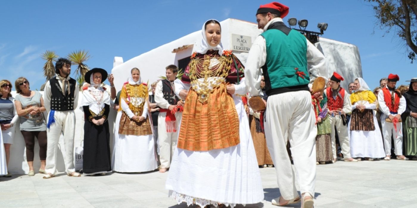 Fun and culture: Santa Eulària des Riu in May